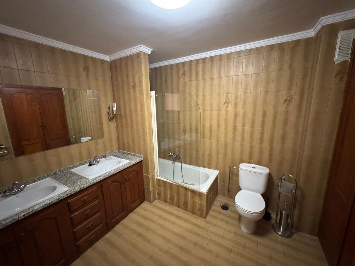 Chalet de 7 habitaciones en Calpe / Calp en venta - 495.000 € (Ref: 10013679)