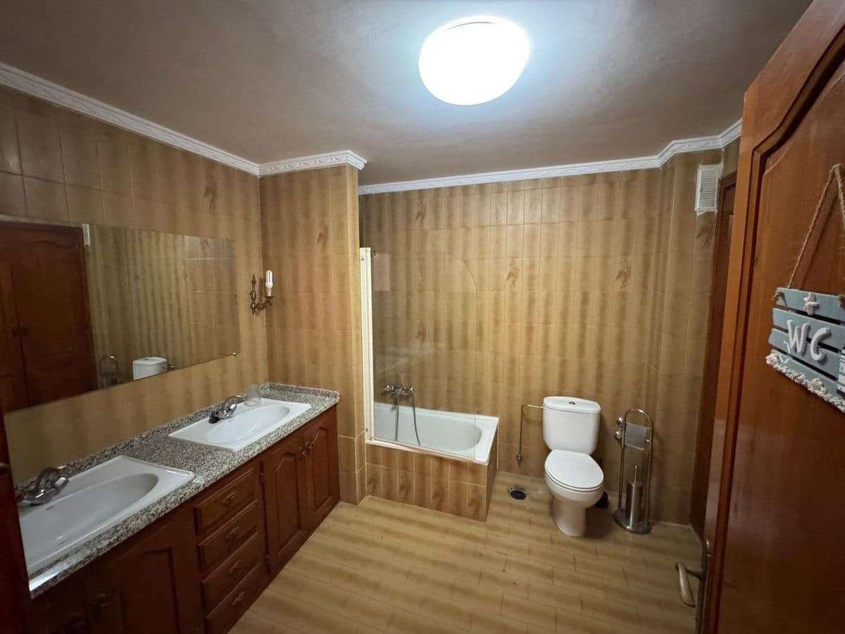 Chalet de 7 habitaciones en Calpe / Calp en venta - 495.000 € (Ref: 10013679)