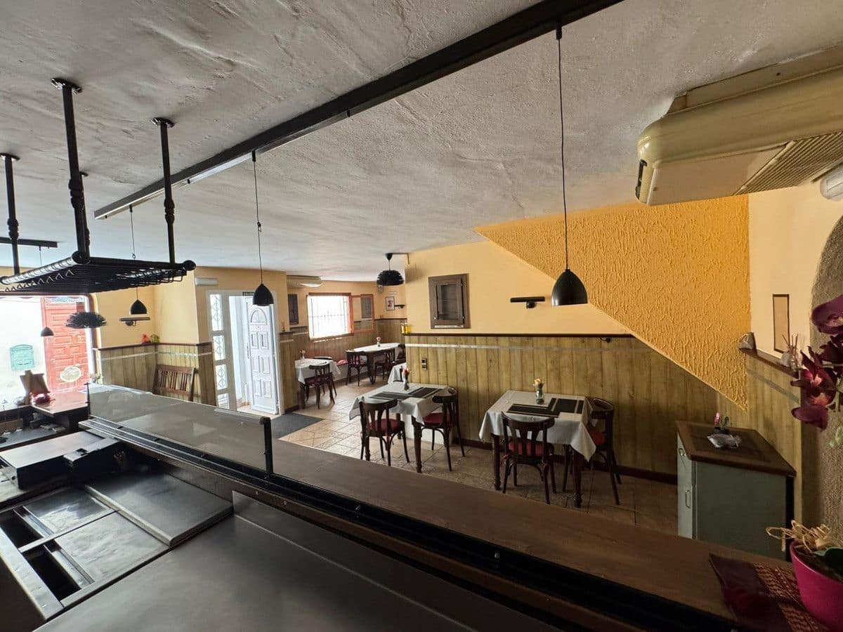 Chalet de 7 habitaciones en Calpe / Calp en venta - 495.000 € (Ref: 10013679)