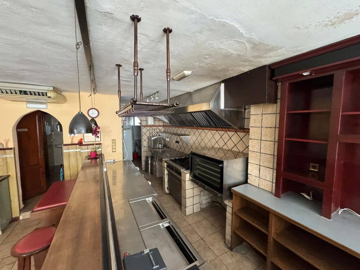 Chalet de 7 habitaciones en Calpe / Calp en venta - 495.000 € (Ref: 10013679)