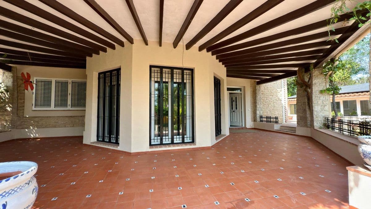 6 slaapkamer Villa te koop in Alicante stad - € 1.300.000 (Ref: 10013686)