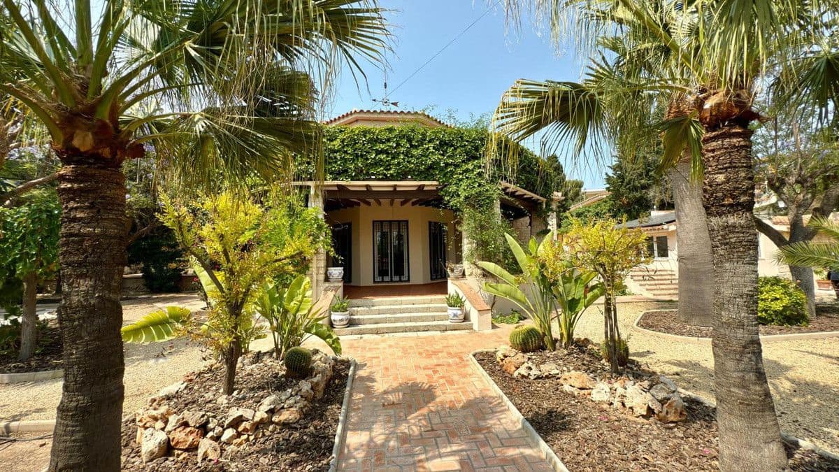 6 slaapkamer Villa te koop in Alicante stad - € 1.300.000 (Ref: 10013686)