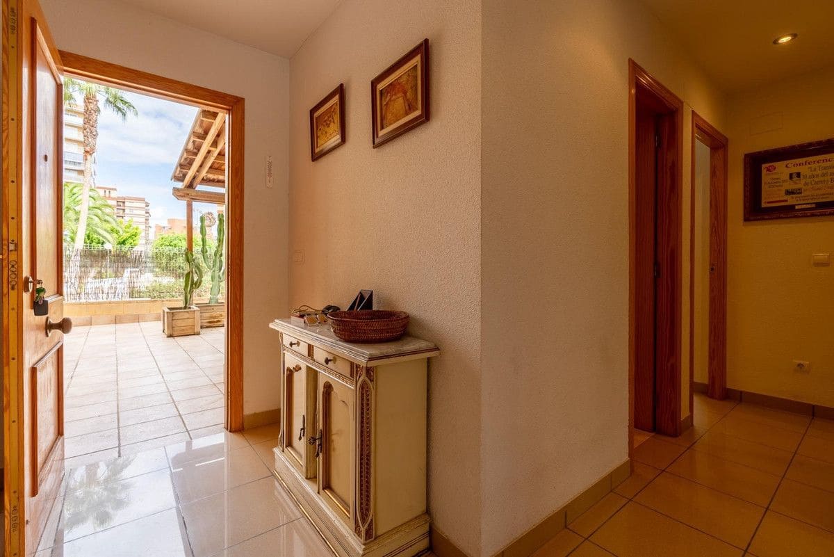 3 bedroom Apartment for sale in El Campello - € 590,000 (Ref: 10013699)