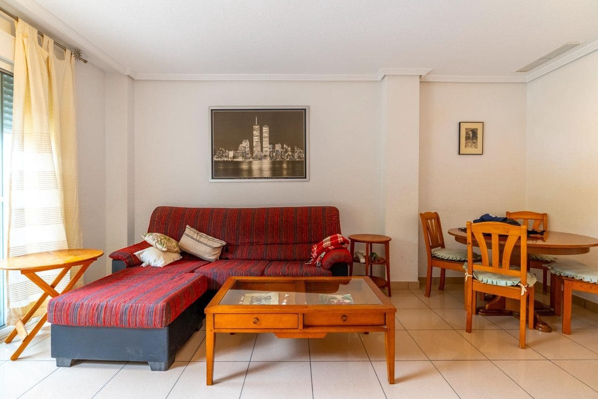 3 bedroom Apartment for sale in El Campello - € 590,000 (Ref: 10013699)