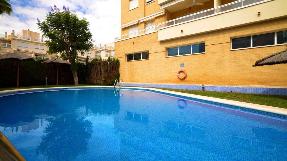 3 bedroom Apartment for sale in El Campello - € 590,000 (Ref: 10013699)
