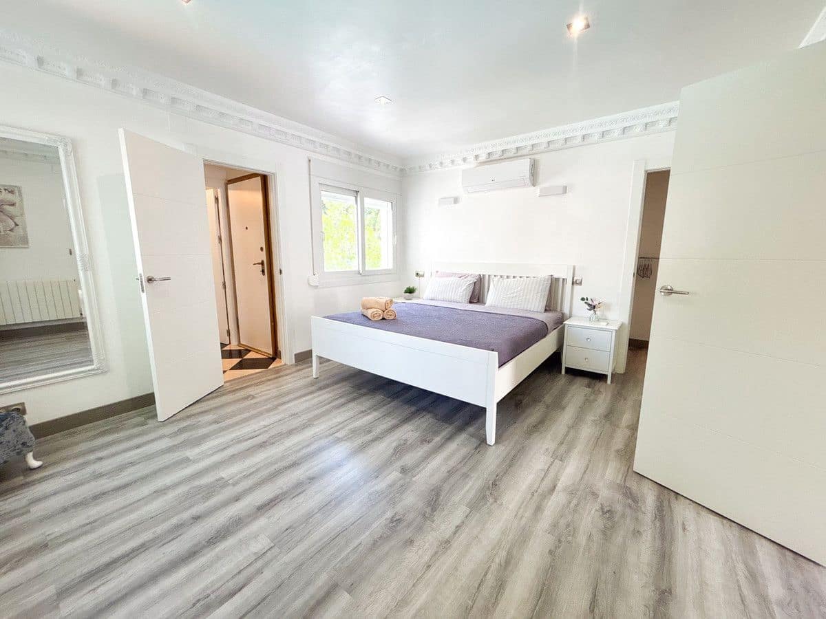Chalet de 7 habitaciones en Campoamor en venta - 1.350.000 € (Ref: 10013703)