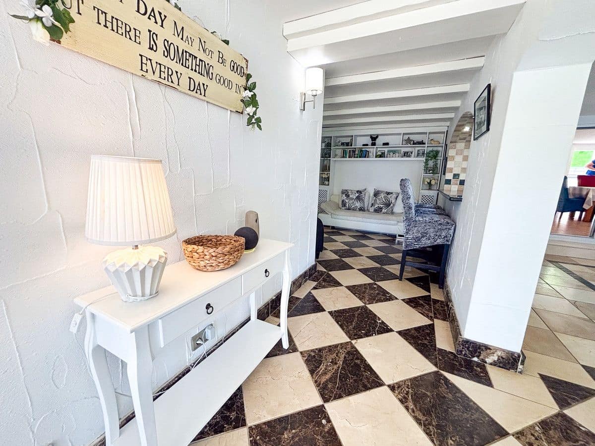 Chalet de 7 habitaciones en Campoamor en venta - 1.350.000 € (Ref: 10013703)