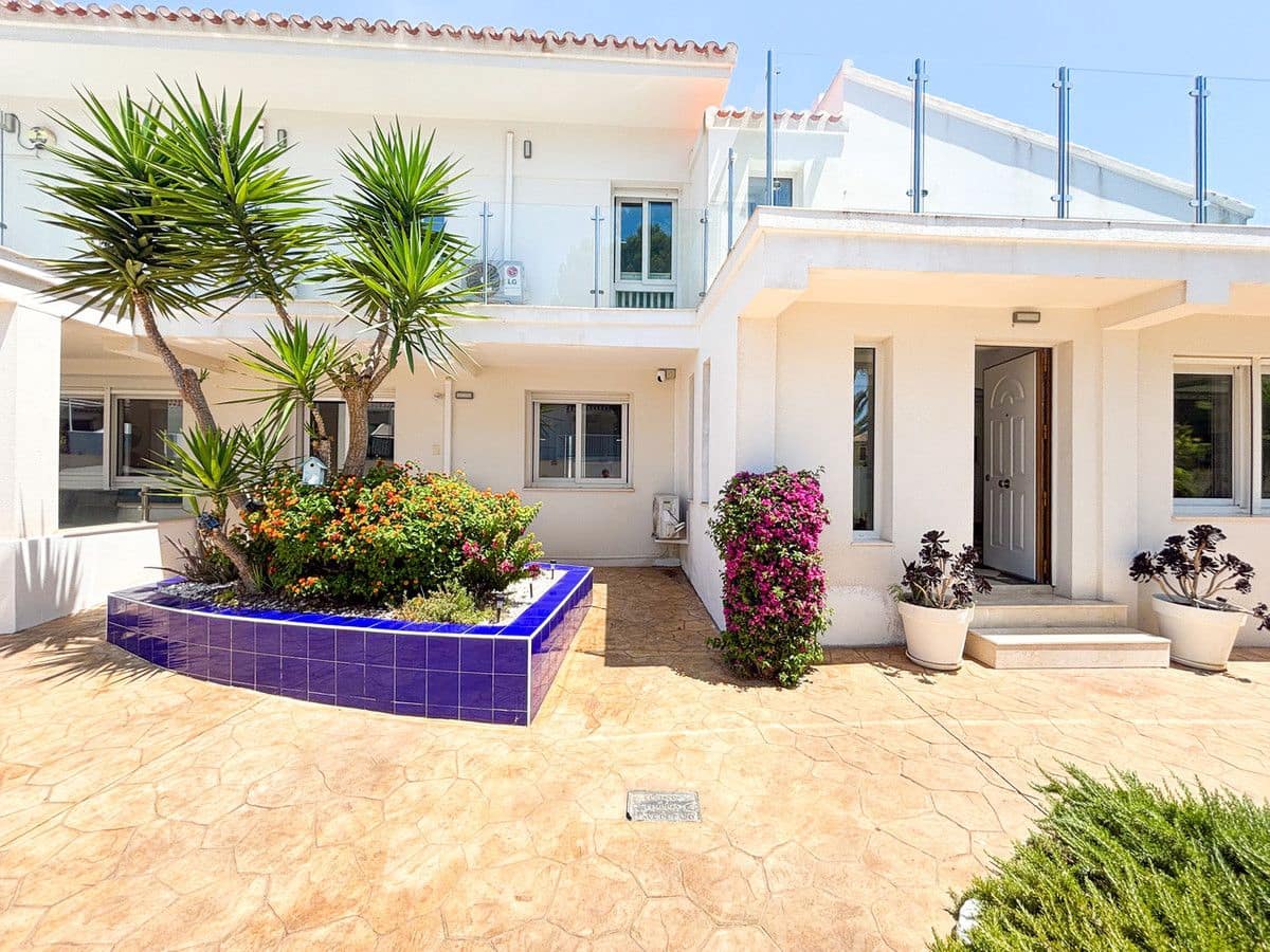 Chalet de 7 habitaciones en Campoamor en venta - 1.350.000 € (Ref: 10013703)