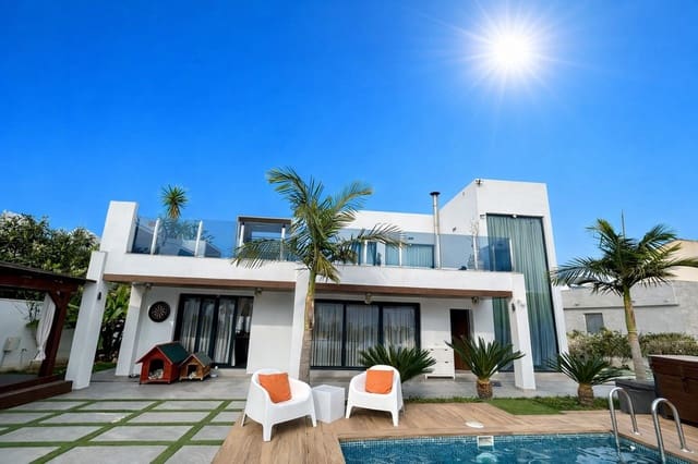3 soveværelse Villa til salg i Orihuela Costa, Orihuela - € 1.320.000 (Ref: 10013704)