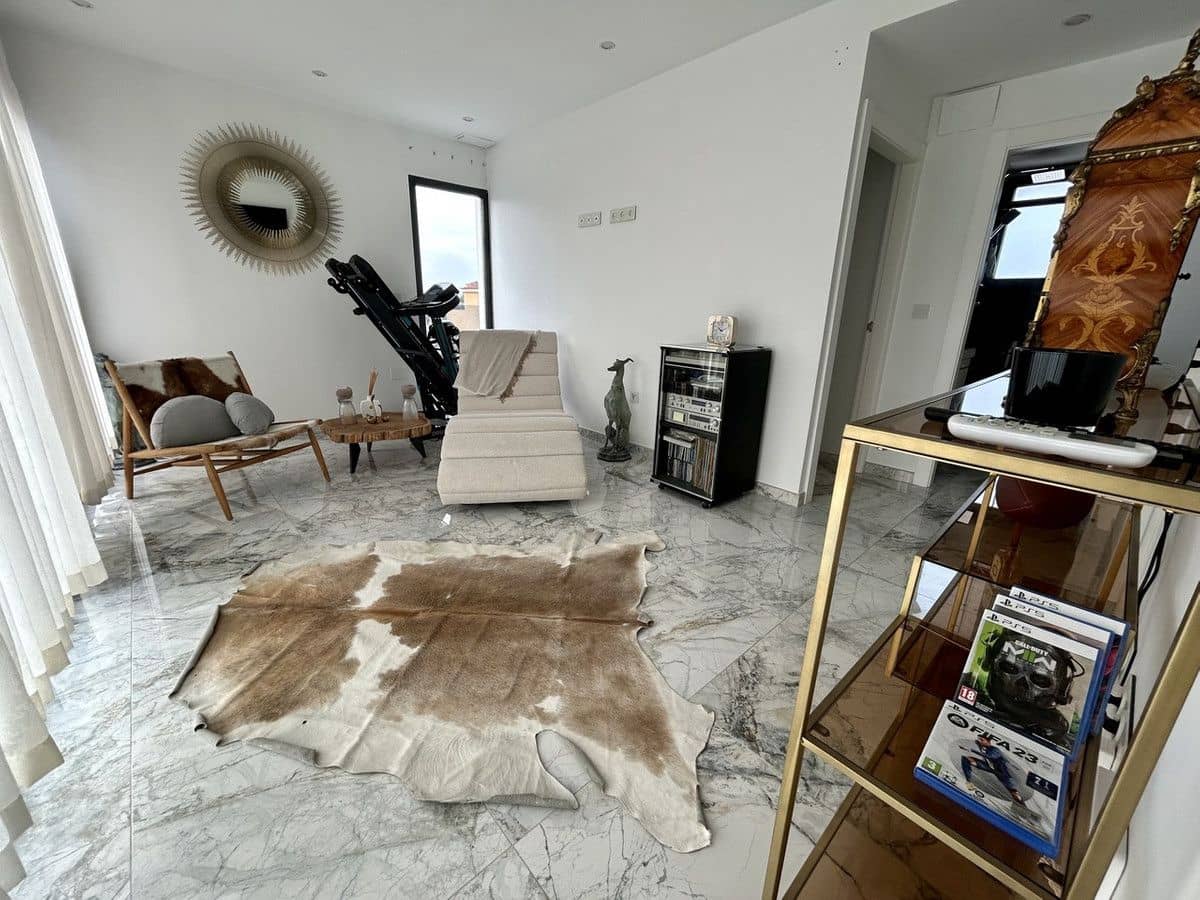 3 soveværelse Villa til salg i Orihuela Costa - € 1.320.000 (Ref: 10013704)