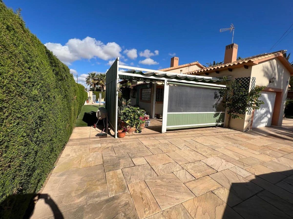 3 quarto Moradia para venda em Cabo Roig - 790 000 € (Ref: 10013705)