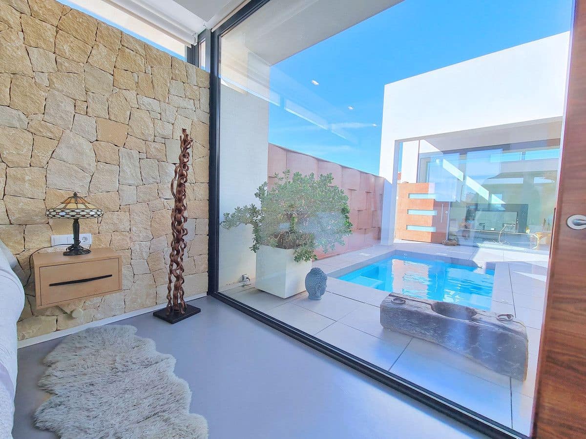 3 quarto Moradia para venda em Los Alcazares - 775 000 € (Ref: 10013706)
