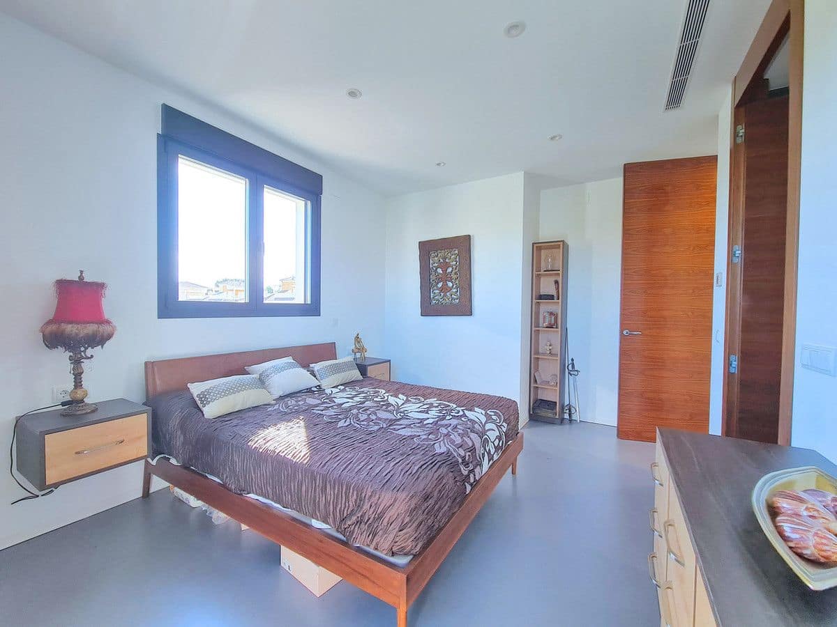 3 quarto Moradia para venda em Los Alcazares - 775 000 € (Ref: 10013706)