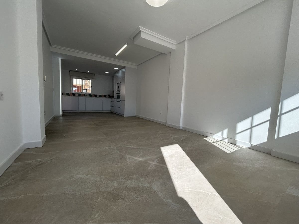 Apartamento de 2 habitaciones en Pilar de la Horadada en venta - 225.000 € (Ref: 10013710)