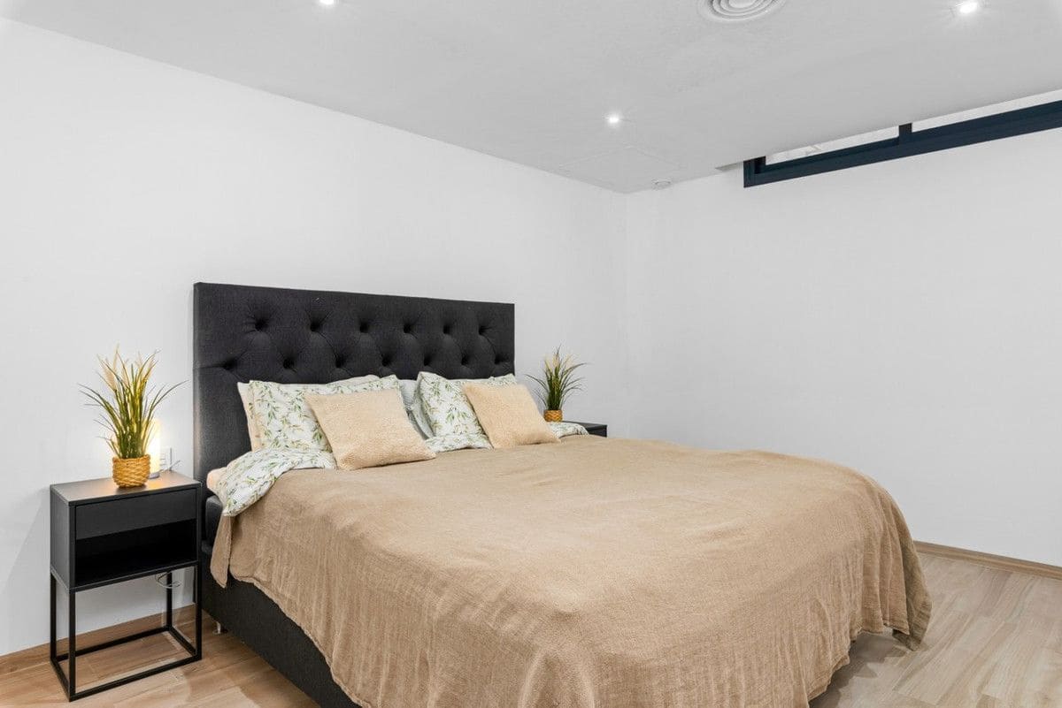 5 bedroom Villa for sale in Cabo Roig - € 829,000 (Ref: 10013713)
