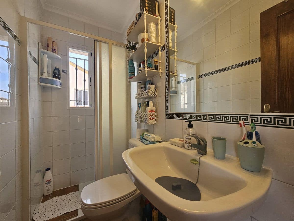 Chalet de 3 habitaciones en Orihuela Costa en venta - 299.950 € (Ref: 10013717)