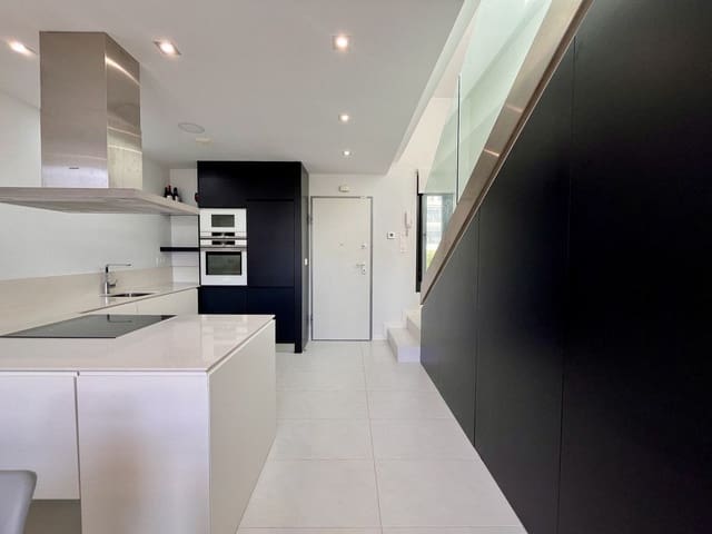 Chalet de 3 habitaciones en Orihuela Costa, Orihuela en venta - 585.000 € (Ref: 10013721)