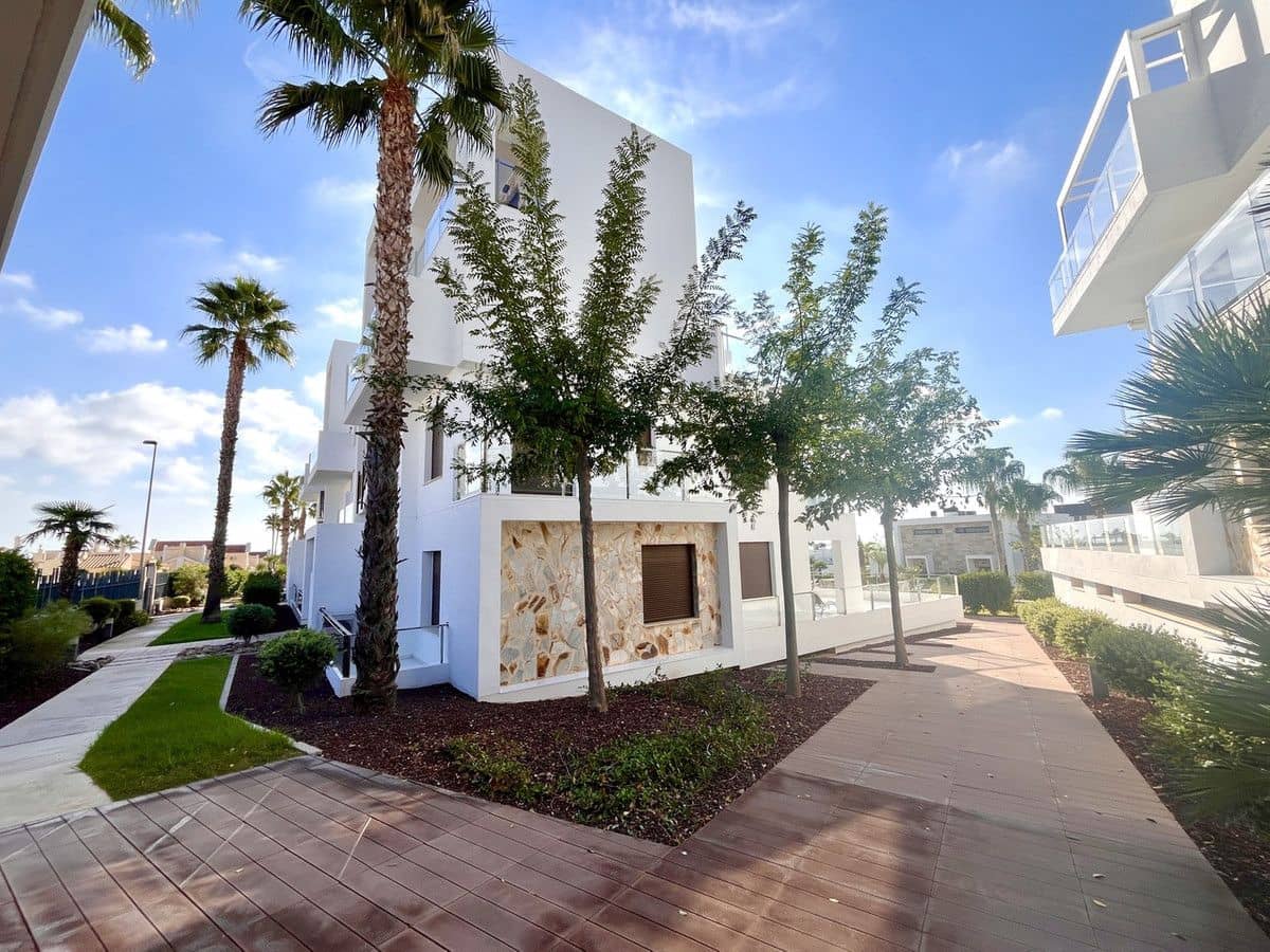 Chalet de 3 habitaciones en Orihuela Costa en venta - 585.000 € (Ref: 10013721)
