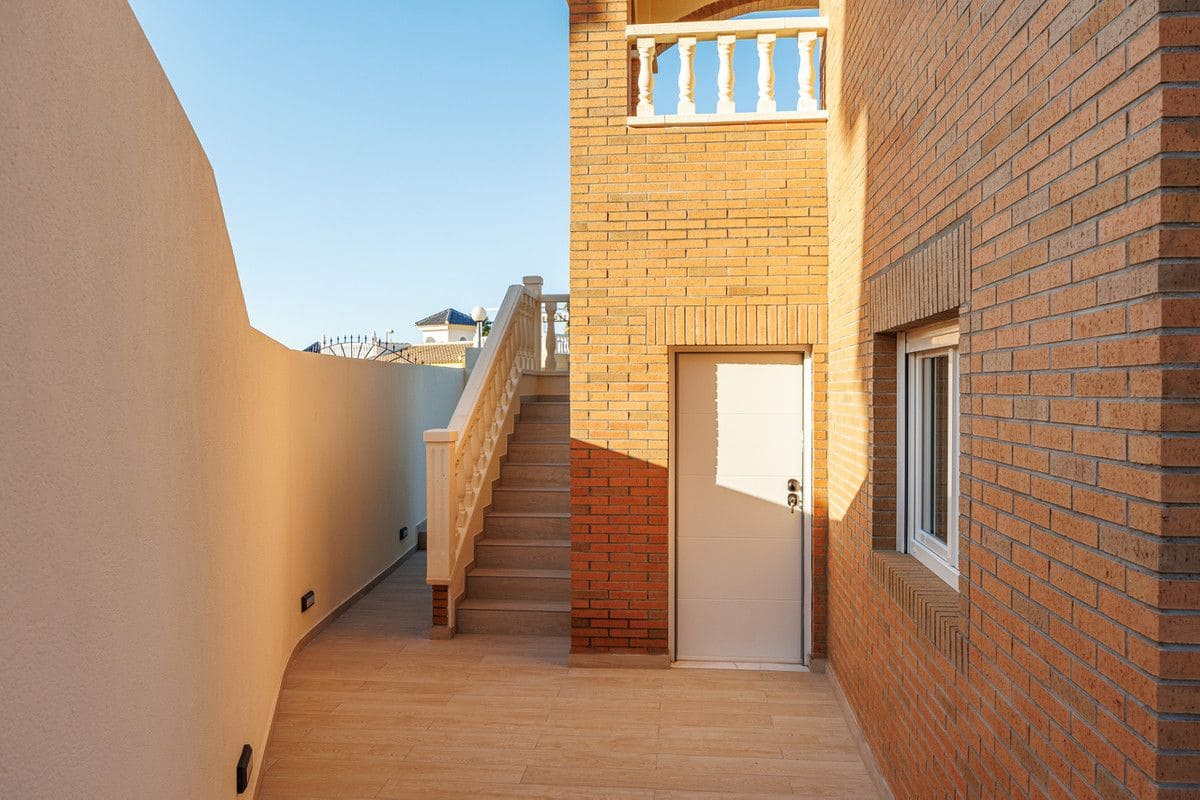 4 slaapkamer Villa te koop in Rojales - € 580.000 (Ref: 10013722)