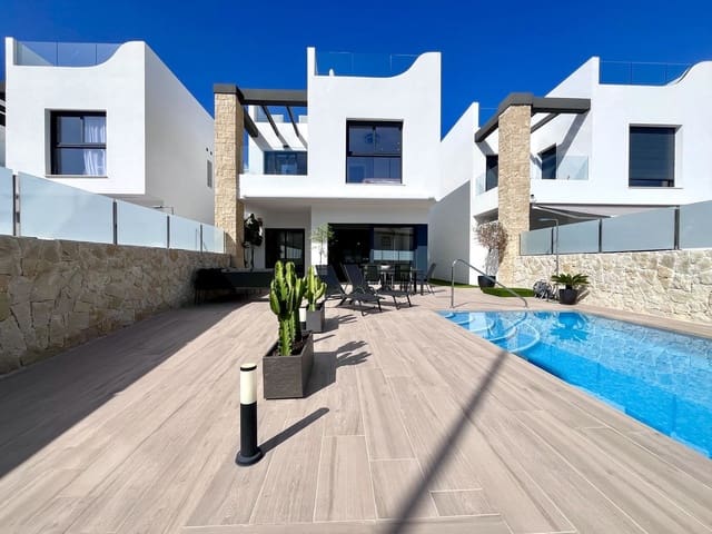 4 chambre Villa/Maison à vendre à Punta Prima, Orihuela - 794 950 € (Ref: 10013723)