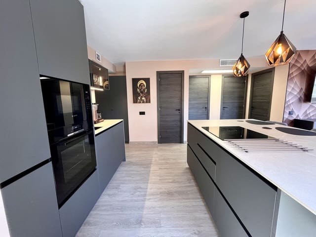 4 sovrum Lägenhet till salu i Almoradí - 250 000 € (Ref: 10013726)