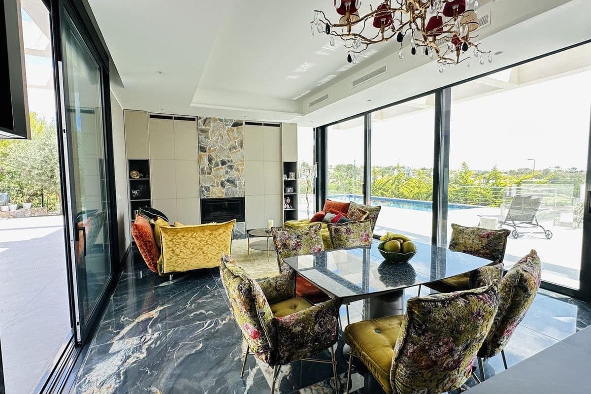 6 makuuhuone Huvila myytävänä paikassa Orihuela - 2 350 000 € (Ref: 10013727)