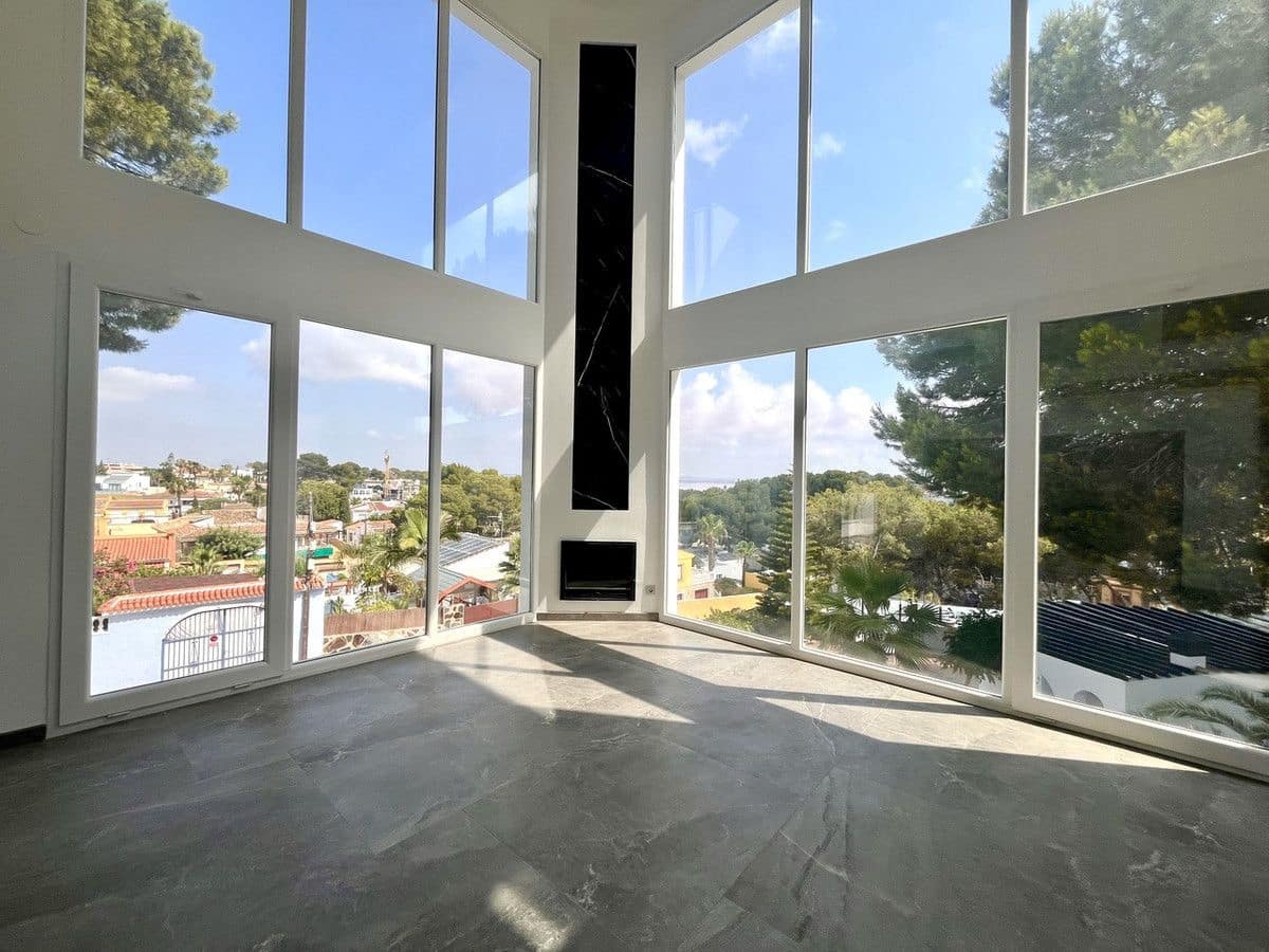 6 soveværelse Villa til salg i Orihuela Costa med swimmingpool - € 1.050.000 (Ref: 10013728)