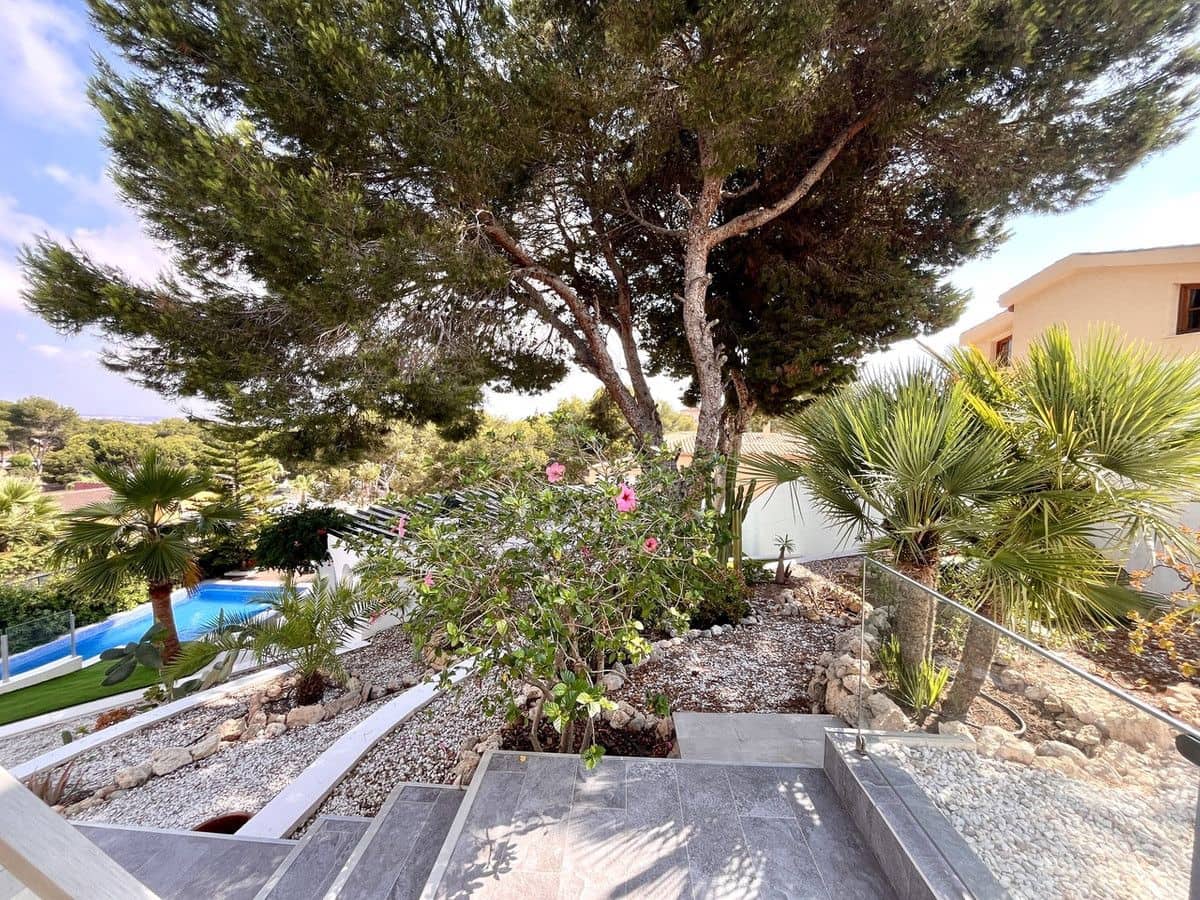 6 soveværelse Villa til salg i Orihuela Costa med swimmingpool - € 1.050.000 (Ref: 10013728)
