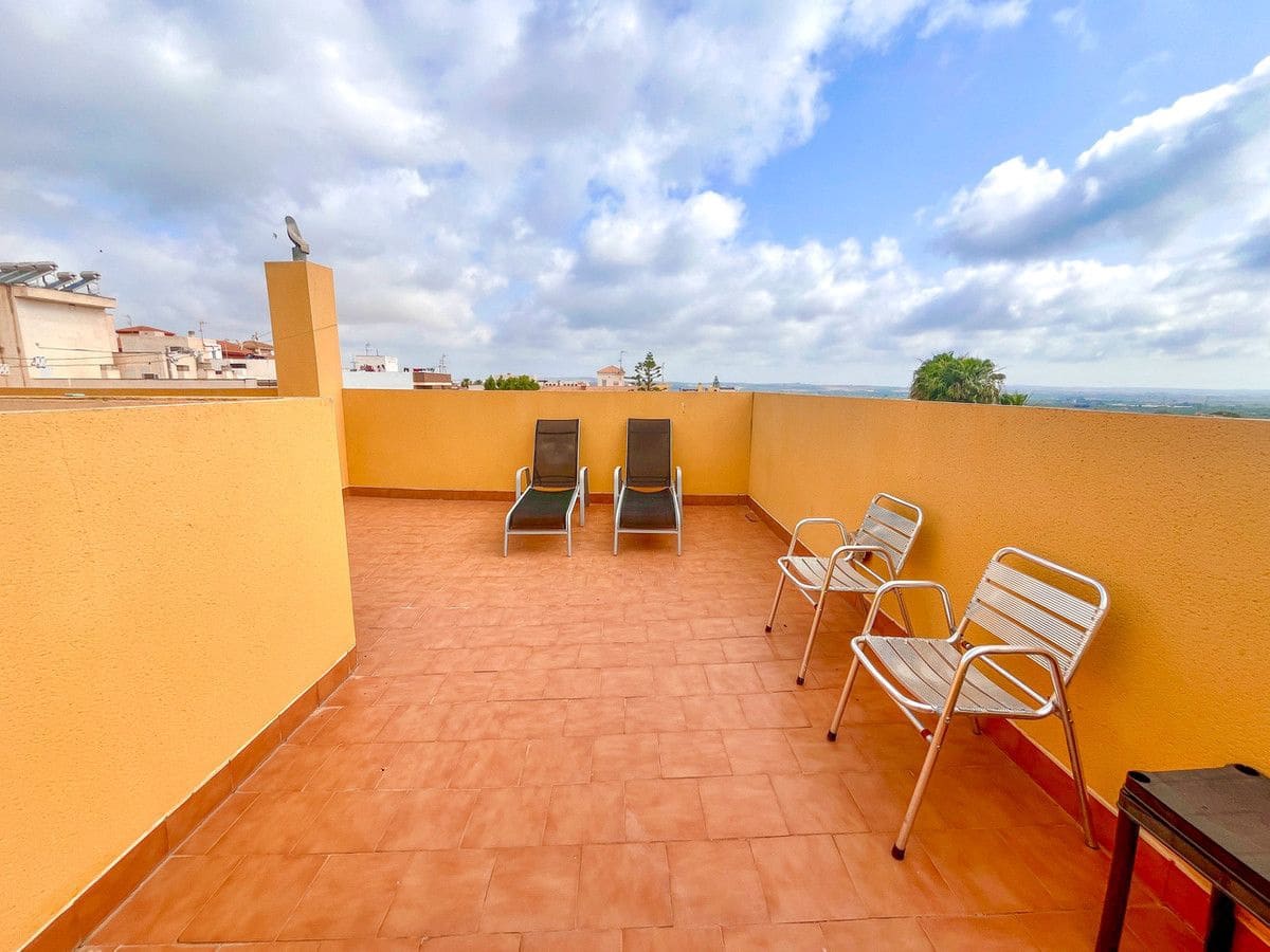 5 bedroom Apartment for sale in San Miguel de Salinas - € 269,999 (Ref: 10013732)