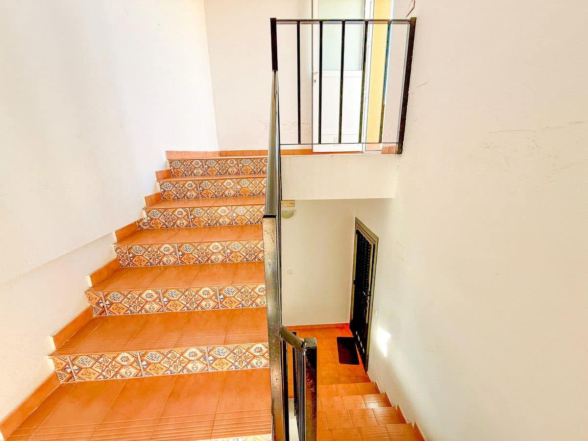 5 bedroom Apartment for sale in San Miguel de Salinas - € 269,999 (Ref: 10013732)