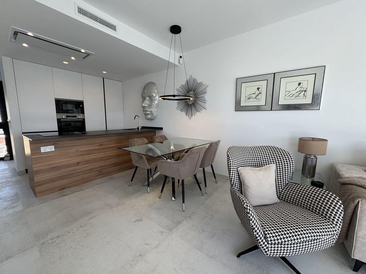 2 bedroom Apartment for sale in Orihuela Costa with pool - € 529,950 (Ref: 10013733)