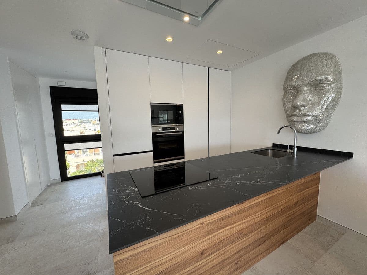 2 bedroom Apartment for sale in Orihuela Costa with pool - € 529,950 (Ref: 10013733)