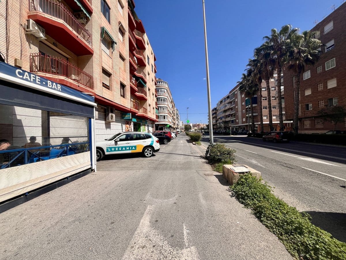 3 Zimmer Apartment zu verkaufen in Torrevieja - 255.000 € (Ref: 10013734)