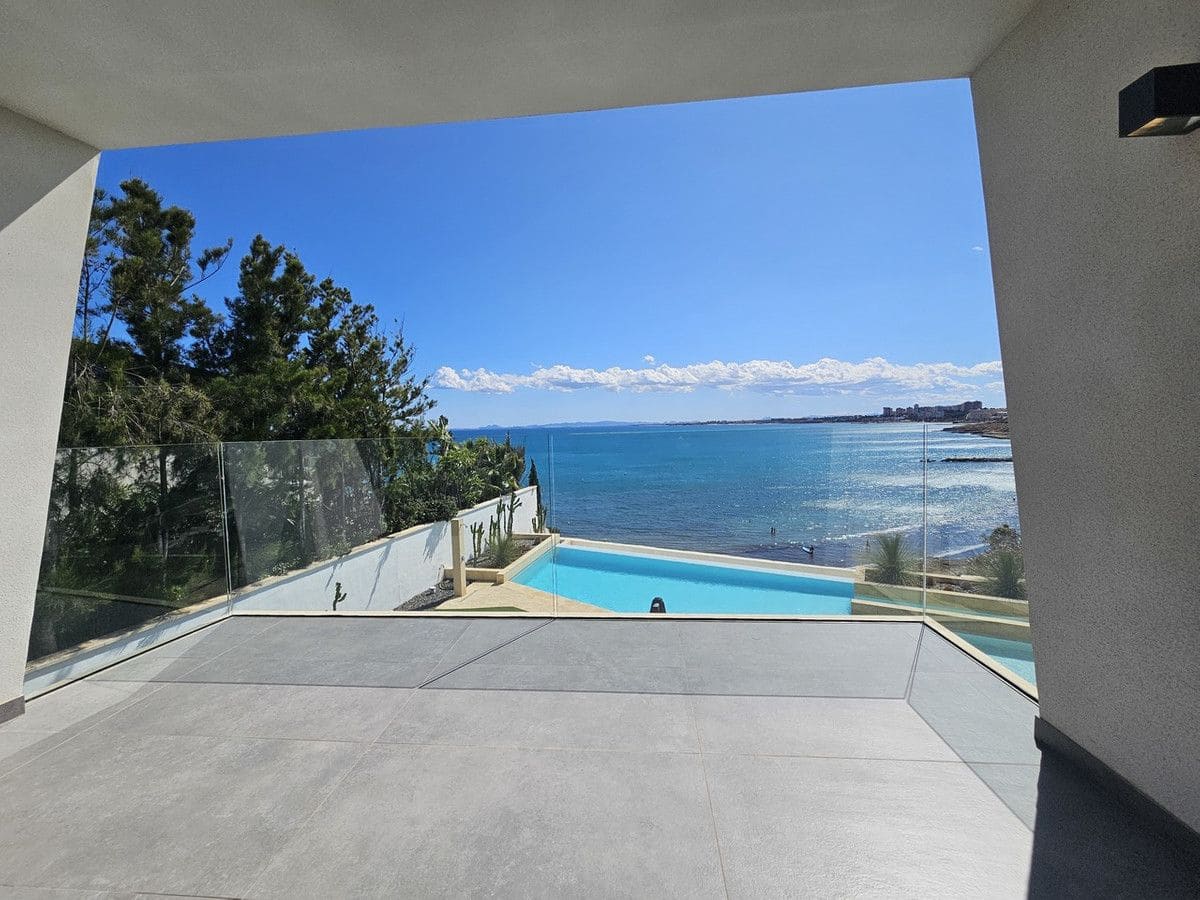 5 soveværelse Villa til salg i Cabo Roig - € 4.750.000 (Ref: 10013736)