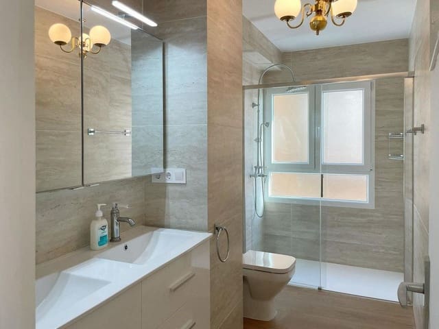 Apartamento de 3 habitaciones en Torrevieja en venta - 657.500 € (Ref: 10013738)