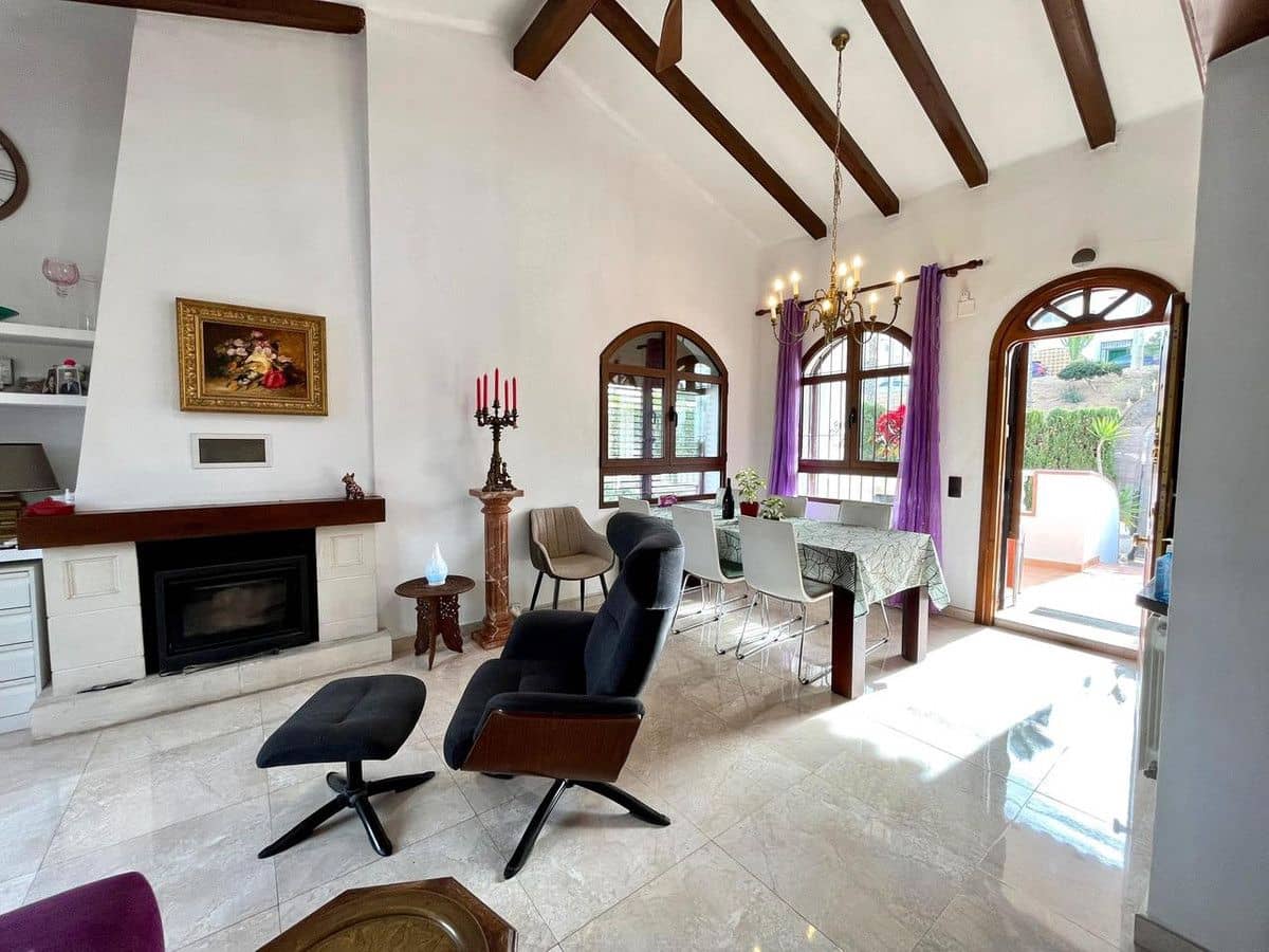 4 makuuhuone Huvila myytävänä paikassa Orihuela Costa - 750 000 € (Ref: 10013739)