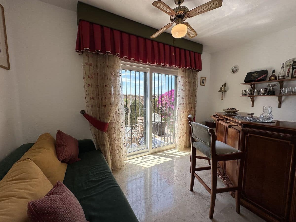 5 sypialnia Willa na sprzedaż w Orihuela Costa - 635 000 € (Ref: 10013741)