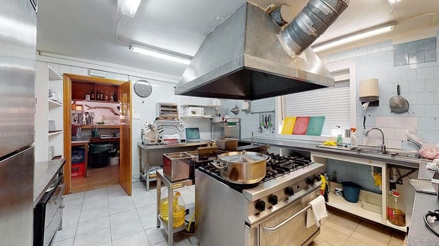 5 sovrum Företag till salu i Santa Margalida med garage - 730 000 € (Ref: 10013745)