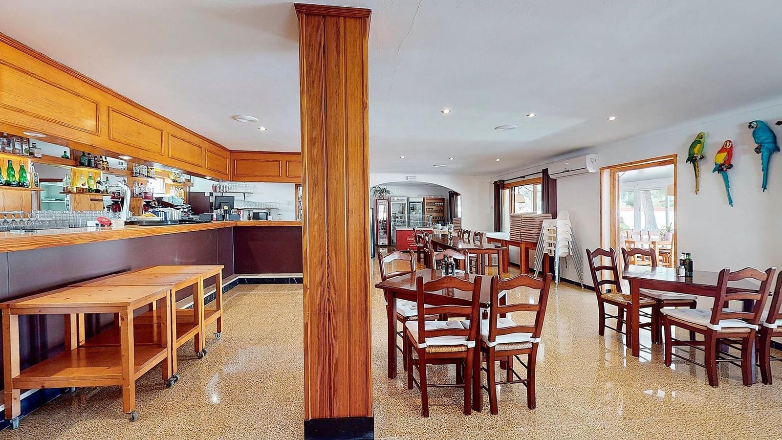 5 bedroom Business for sale in Santa Margalida with garage - € 730,000 (Ref: 10013745)