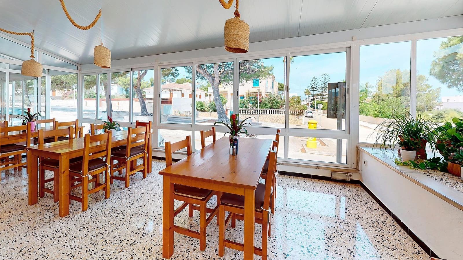 5 bedroom Business for sale in Santa Margalida with garage - € 730,000 (Ref: 10013745)