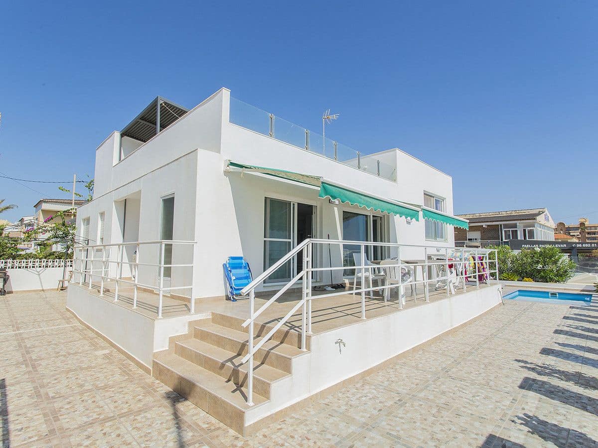 6 bedroom Villa for sale in Torrevieja with pool - € 1,200,000 (Ref: 10013748)