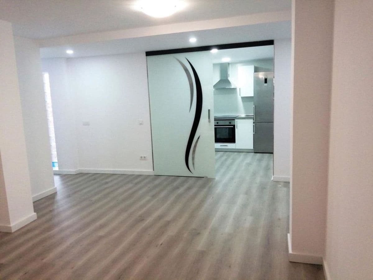 3 bedroom Apartment for sale in Palma de Mallorca - € 339,000 (Ref: 10013749)