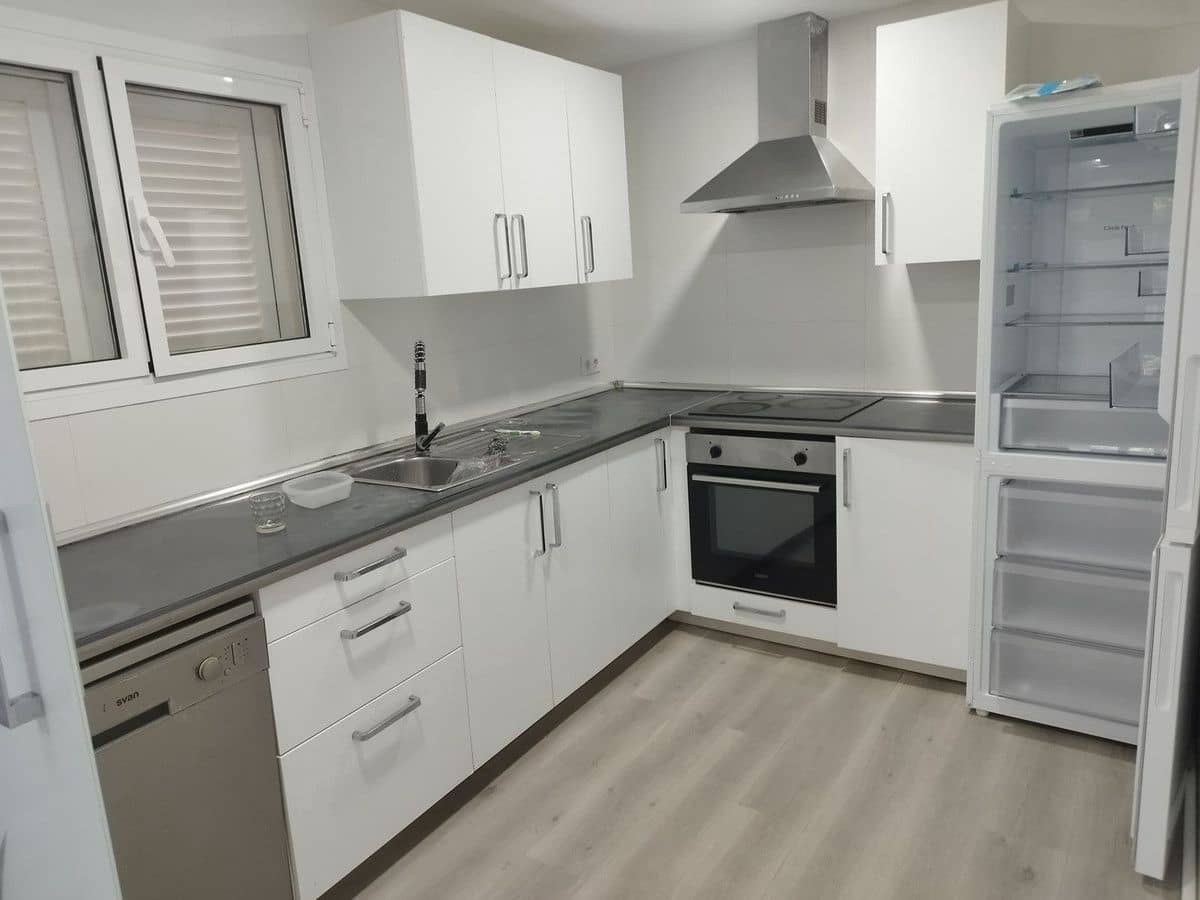 3 bedroom Apartment for sale in Palma de Mallorca - € 339,000 (Ref: 10013749)