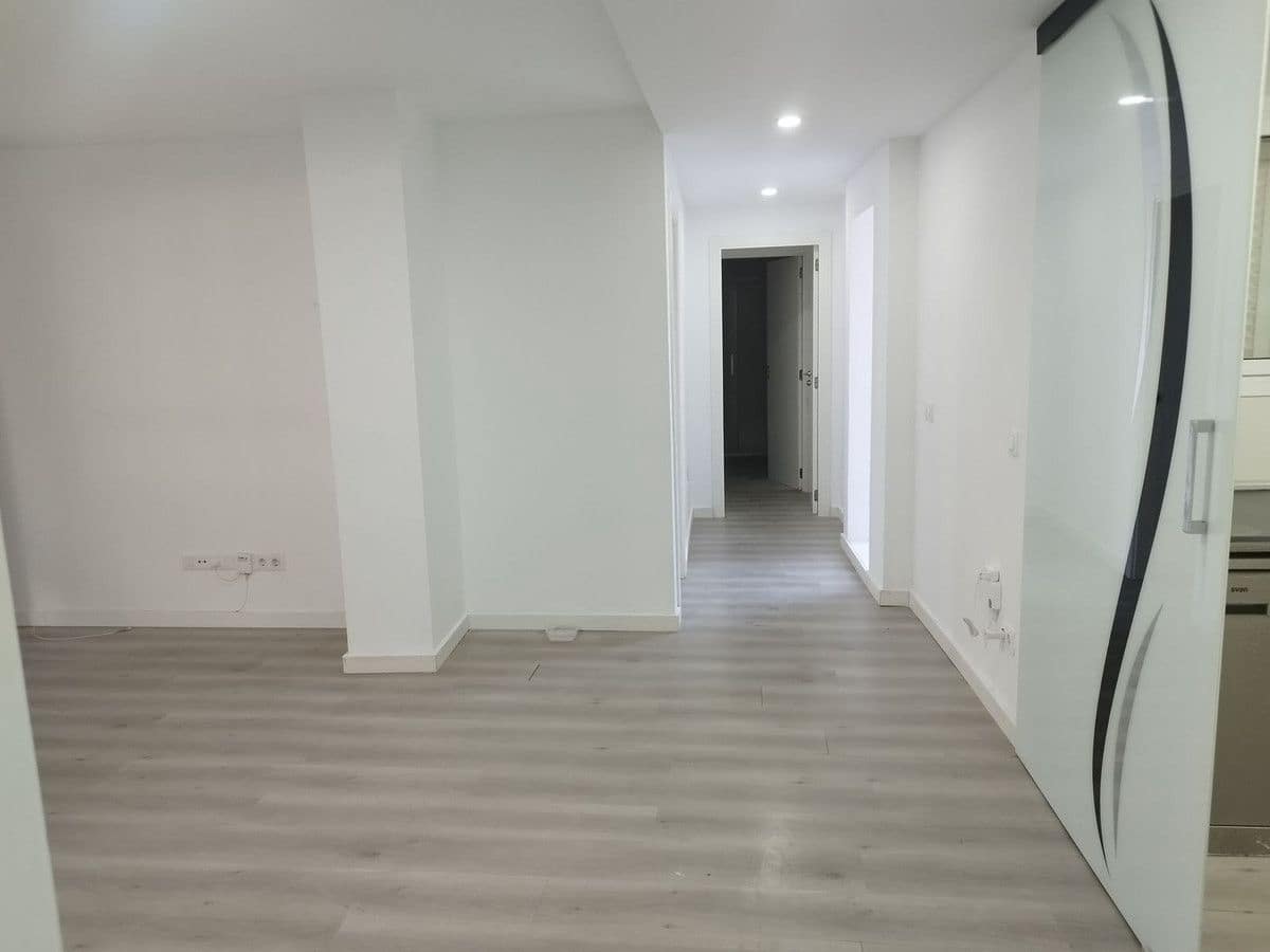 3 bedroom Apartment for sale in Palma de Mallorca - € 339,000 (Ref: 10013749)