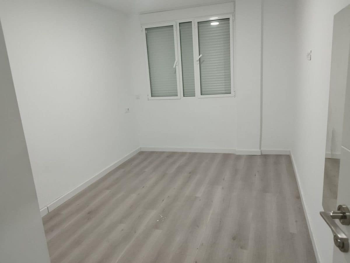 3 bedroom Apartment for sale in Palma de Mallorca - € 339,000 (Ref: 10013749)