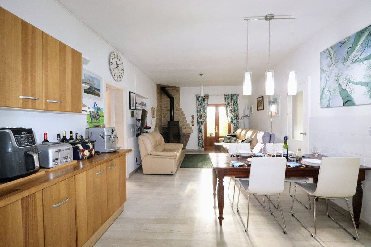 6 makuuhuone Huvila myytävänä paikassa Roldan mukana uima-altaan - 599 900 € (Ref: 10013750)