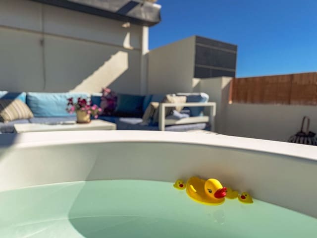 Apartamento de 2 habitaciones en Orihuela Costa, Orihuela en venta con piscina - 265.000 € (Ref: 10013753)