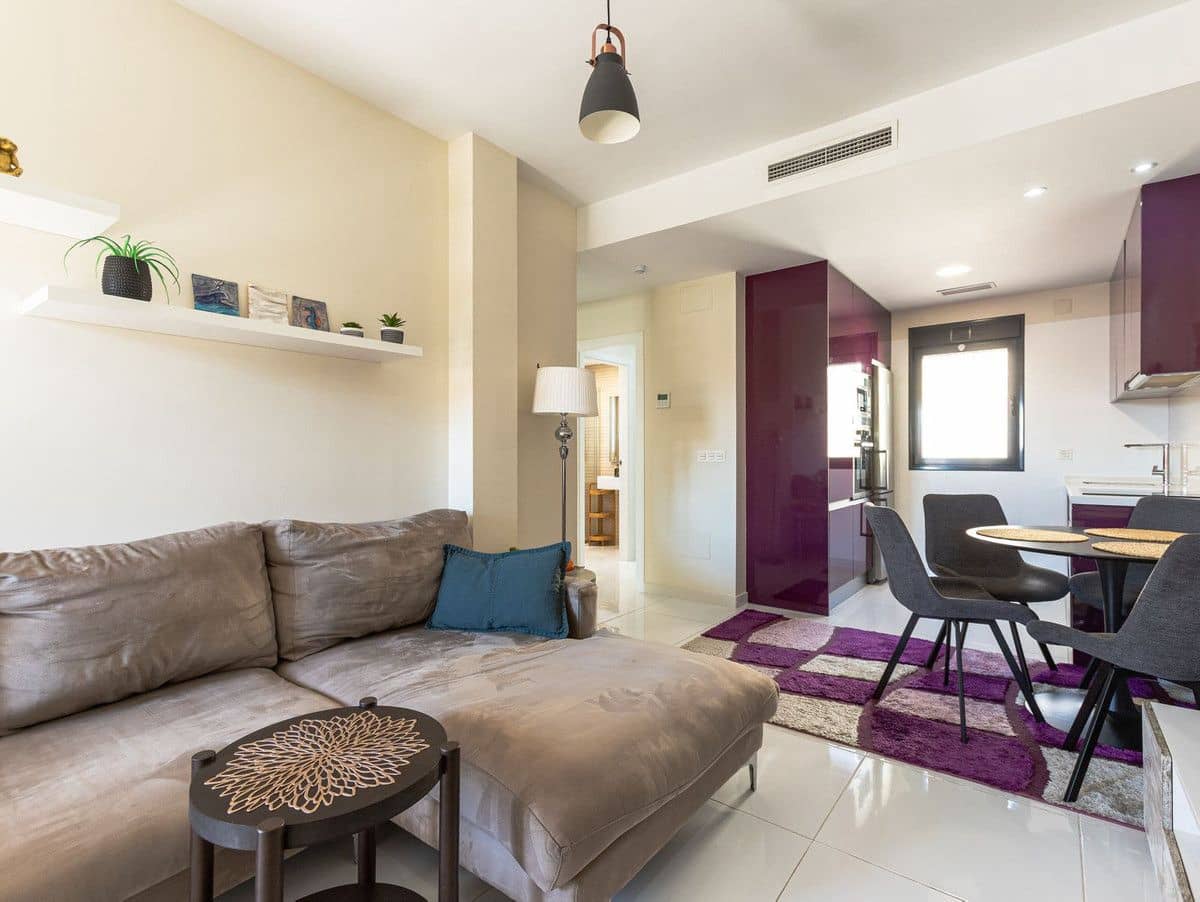 Apartamento de 2 habitaciones en Orihuela Costa en venta con piscina - 265.000 € (Ref: 10013753)