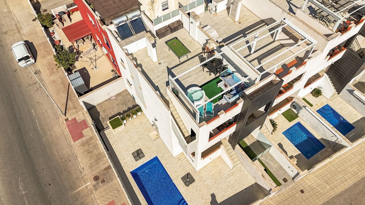 Apartamento de 2 habitaciones en Orihuela Costa en venta con piscina - 265.000 € (Ref: 10013753)