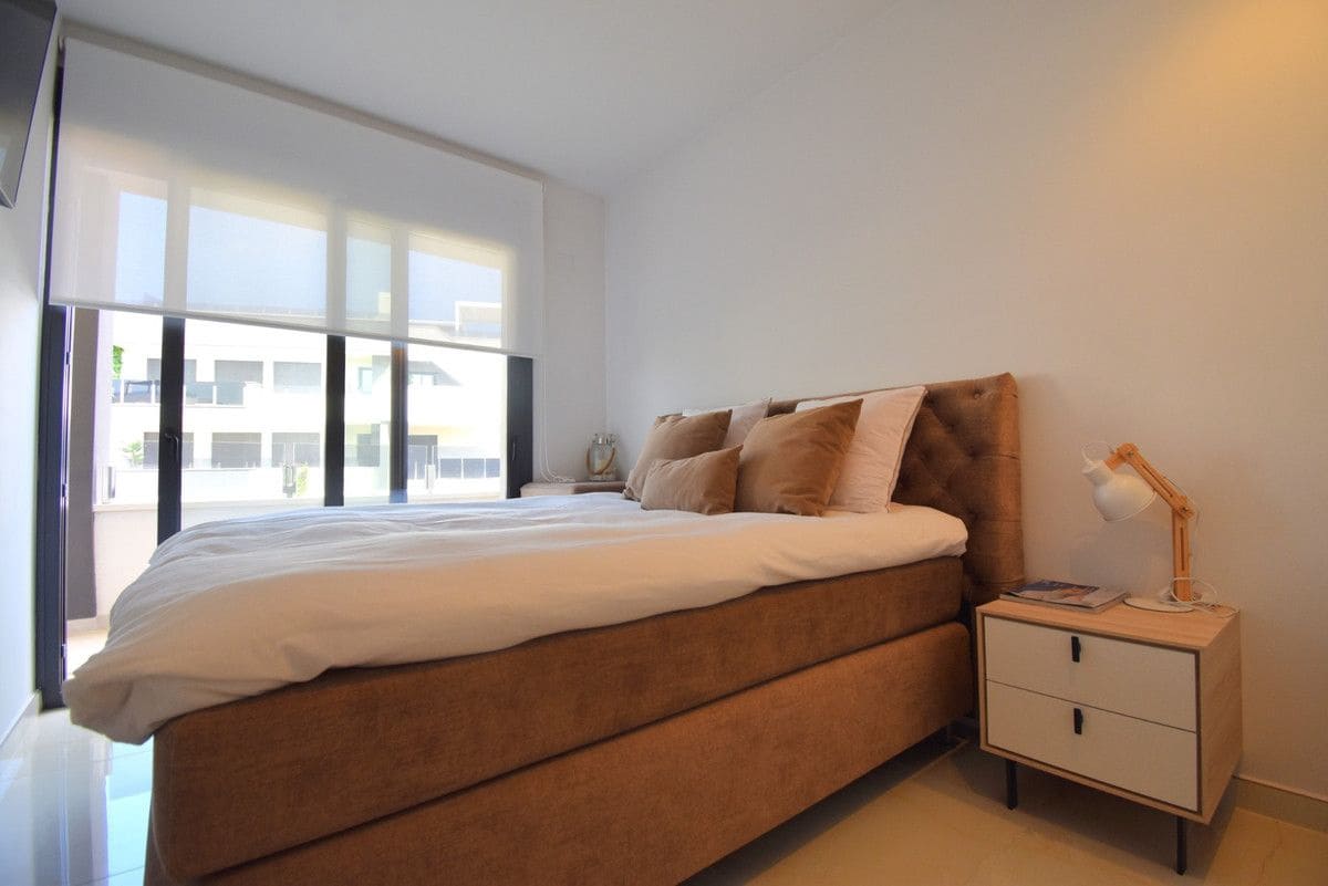 Apartamento de 3 habitaciones en Orihuela Costa en venta con piscina - 475.000 € (Ref: 10013758)